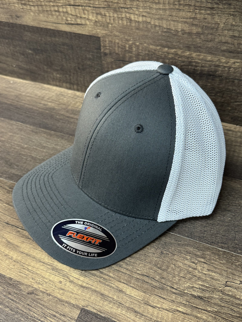 3 Nails Hat