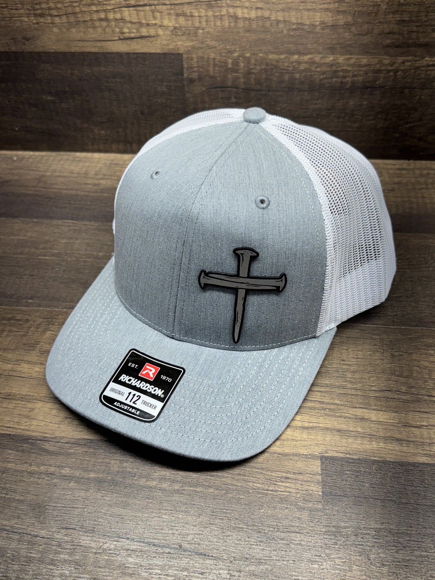 3 Nails Hat